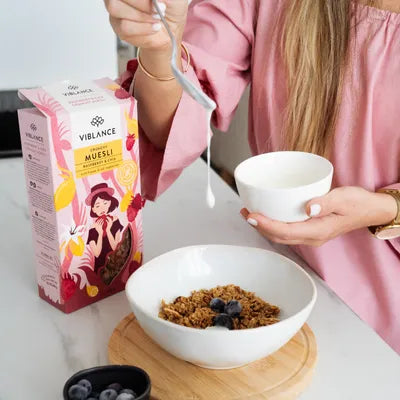 Granola léger aux baies et au chia